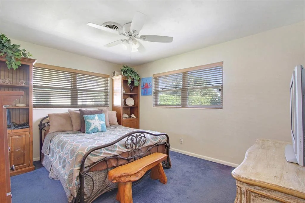Photo of 406 Tequesta Drive