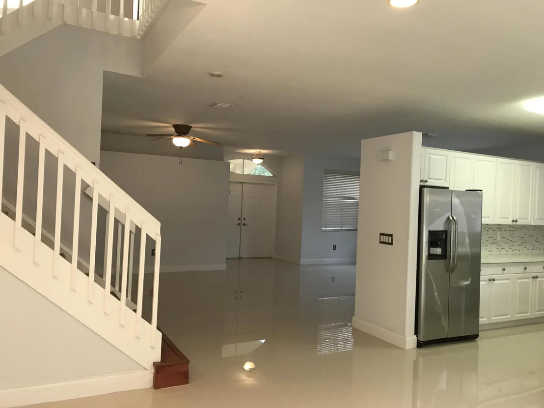 Photo of 6335 Stonehurst Circle