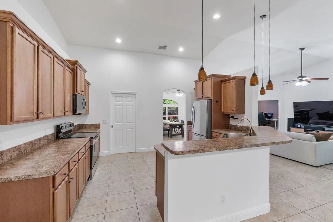 Photo of 9608 Mockingbird Trail