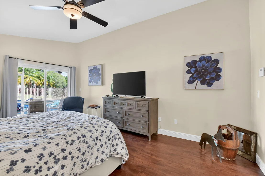 Photo of 11270 Clover Leaf Circle