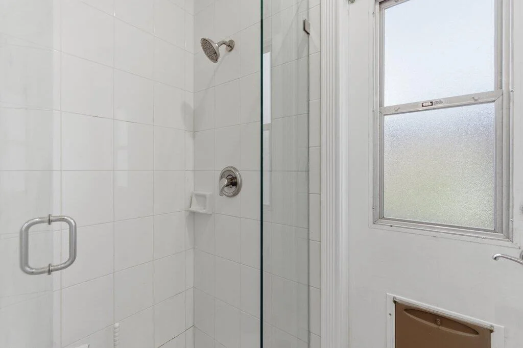 Photo of 220 Blackbird Lane