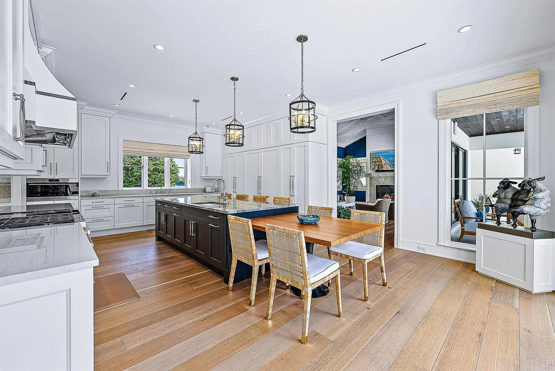 Photo of 145 Commodore Drive