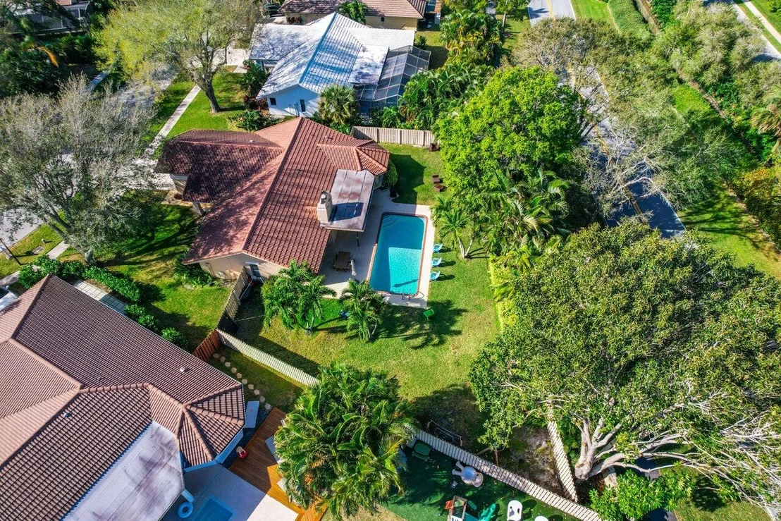 Photo of 104 Bayberry Cir