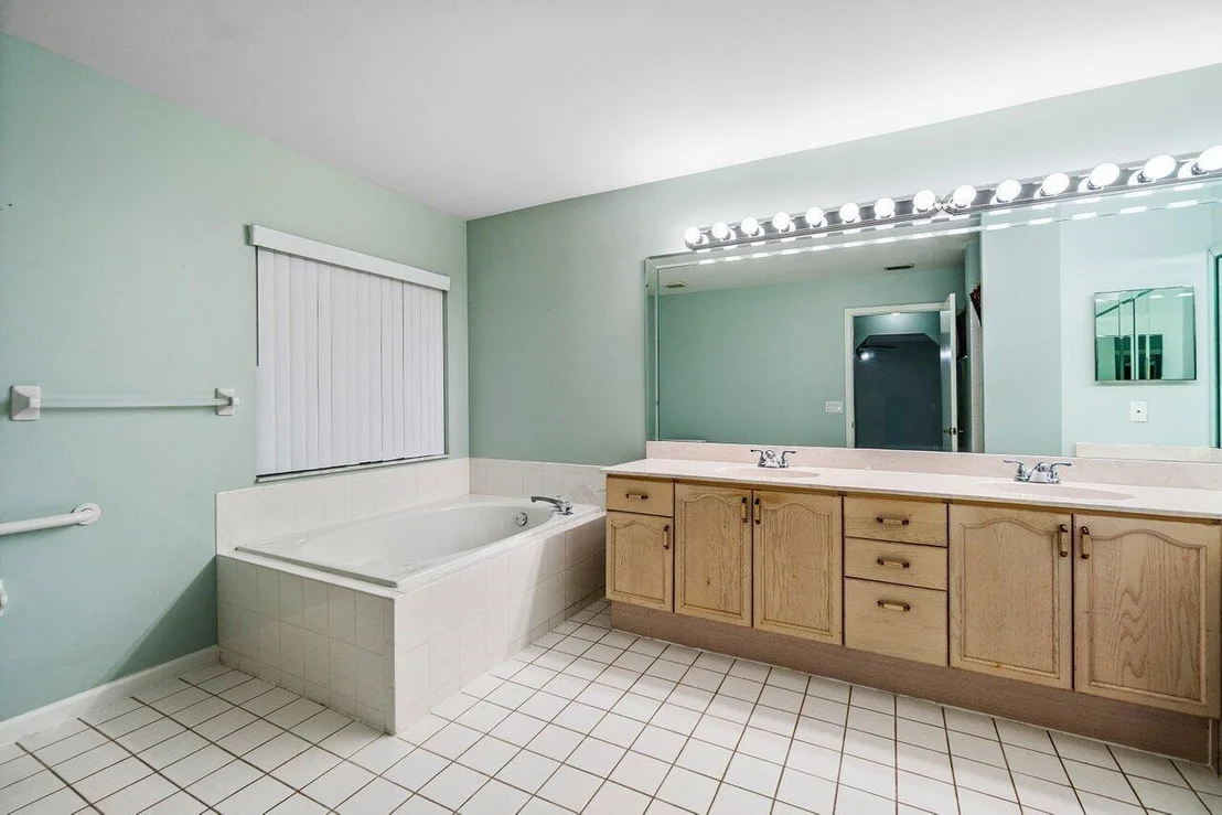 Photo of 61 W Rubber Tree Drive