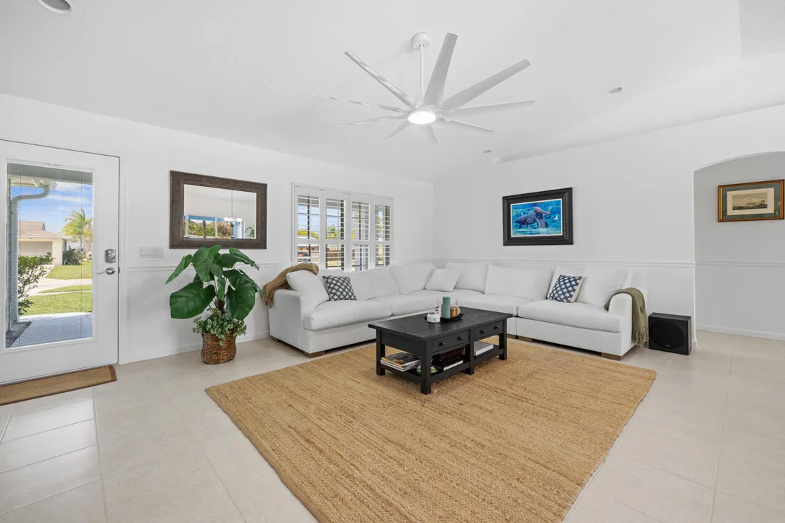 Photo of 5064 SE Horseshoe Point Road