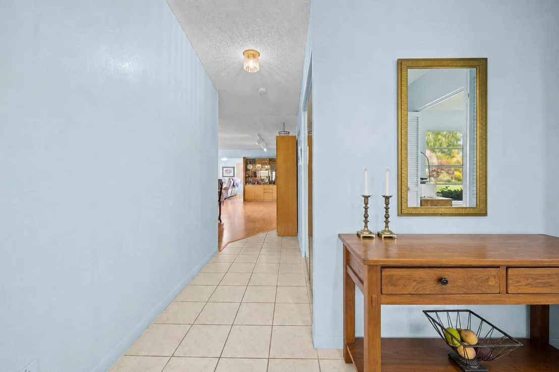 Photo of 6127 RAINBOW Circle