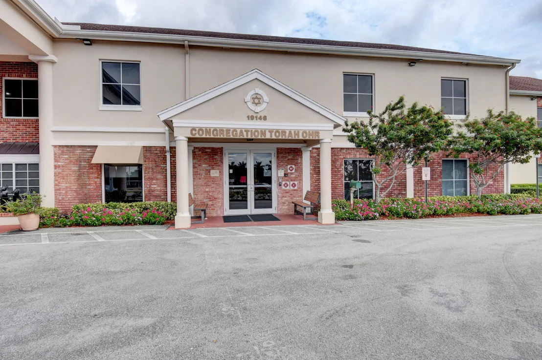 Photo of 4015 Cornwall A