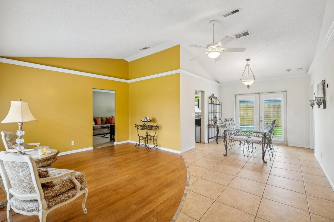 Photo of 3962 Winfield Road