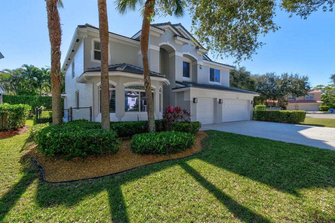 Photo of 369 Magnolia Drive