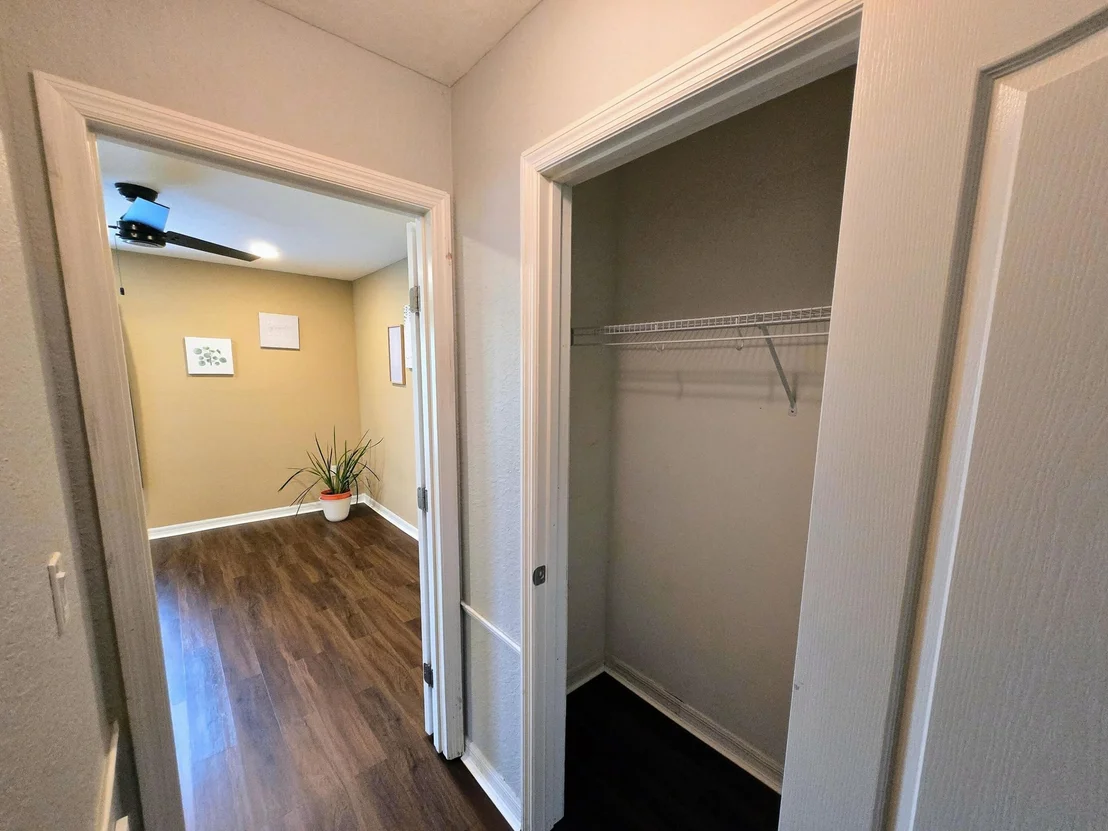 Photo of 200 Amber Boulevard