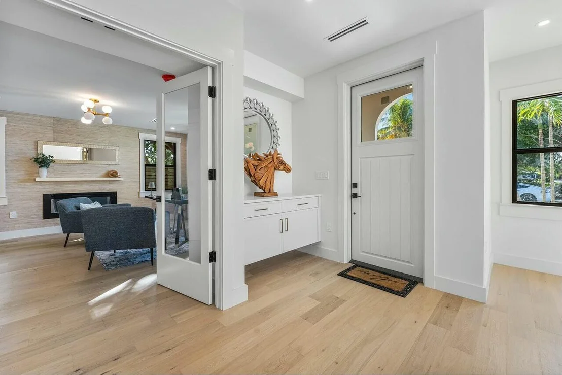 Photo of 338 Cornell Drive
