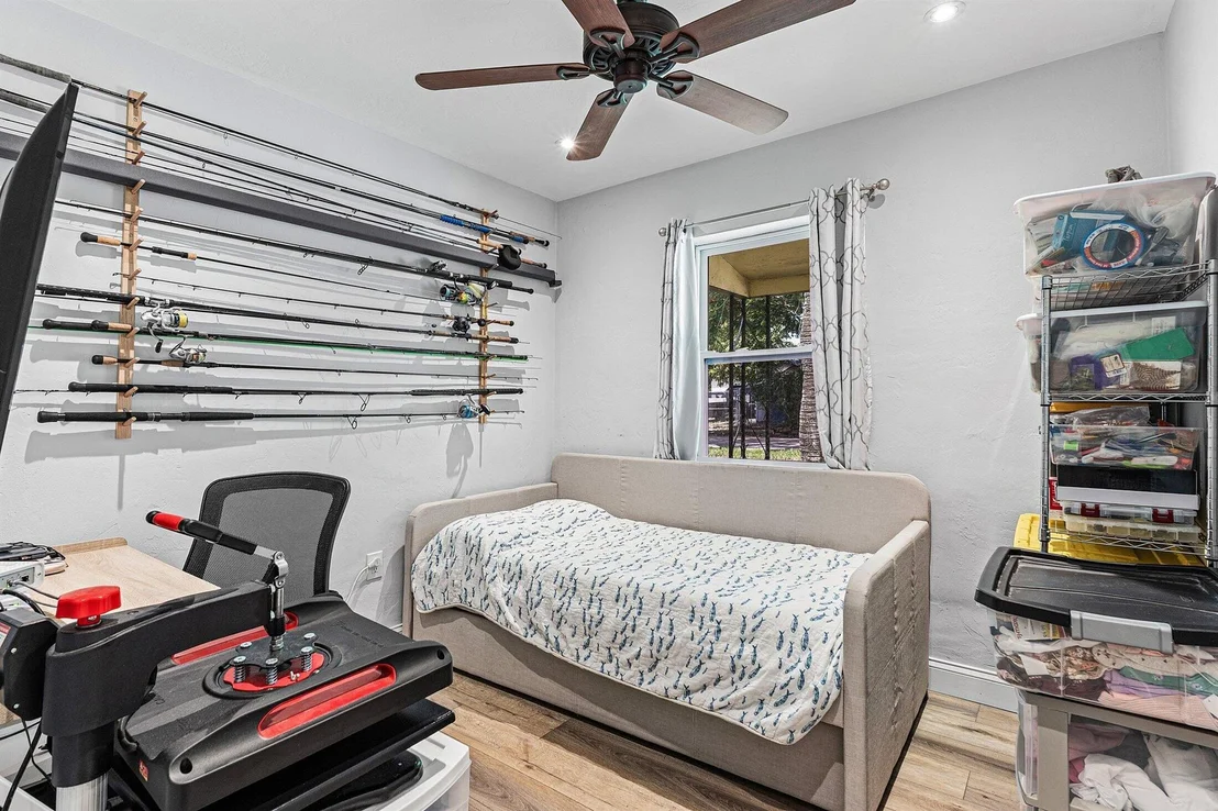 Photo of 3108 Clyde Road
