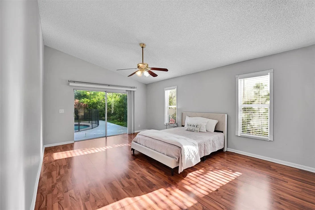 Photo of 10004 NW 57th Place