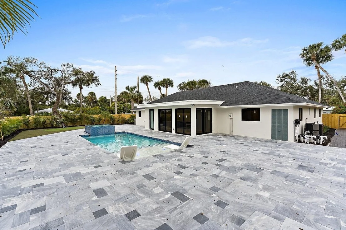Photo of 706 Flamevine Lane