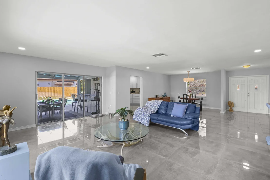 Photo of 6797 Bayshore Drive