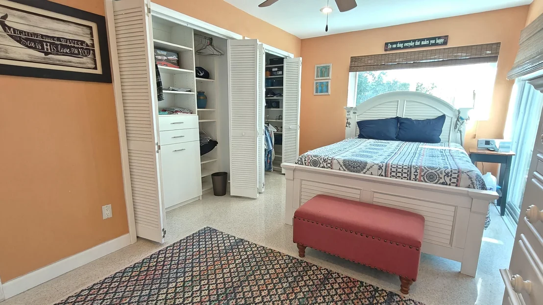 Photo of 282 SE Edgewood Drive