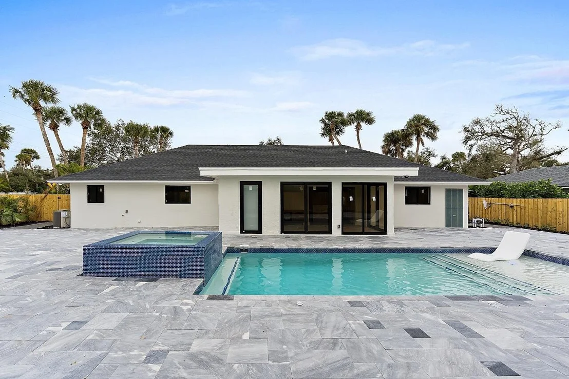 Photo of 706 Flamevine Lane
