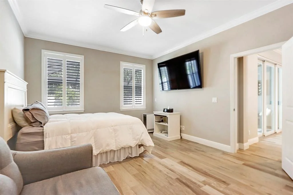 Photo of 17735 Cinquez Park Road W