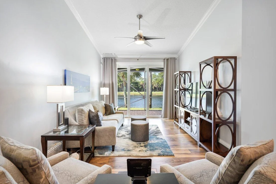 Photo of 8604 Lineyard Cay