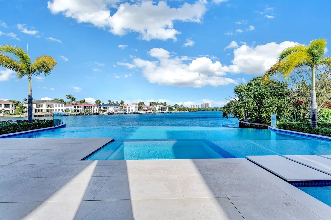 Photo of 829 Orchid Drive