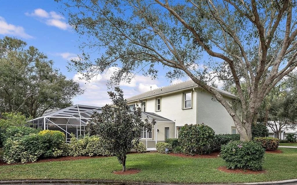 Photo of 1071 Egret Circle N