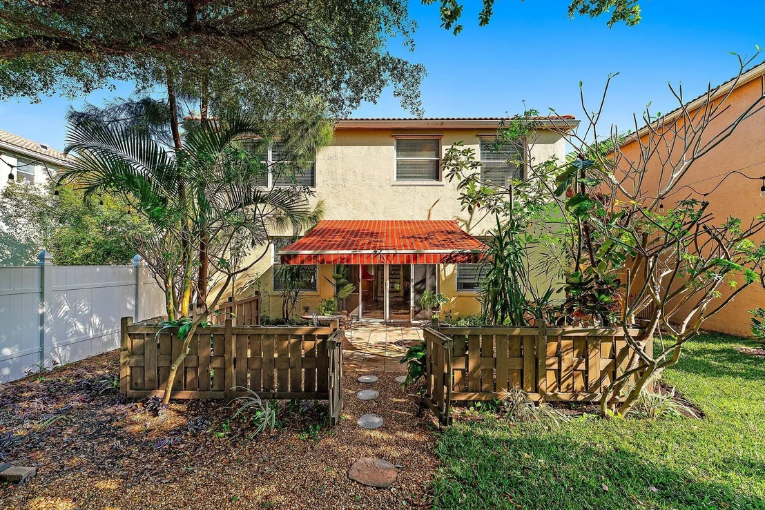 Photo of 9886 Warner Lane