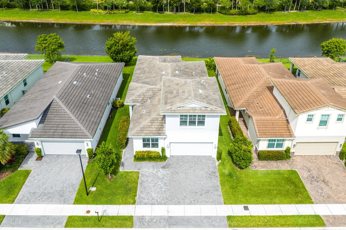 Photo of 4273 Marina Way