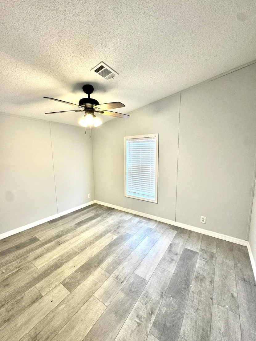 Photo of 1067 Palm Court