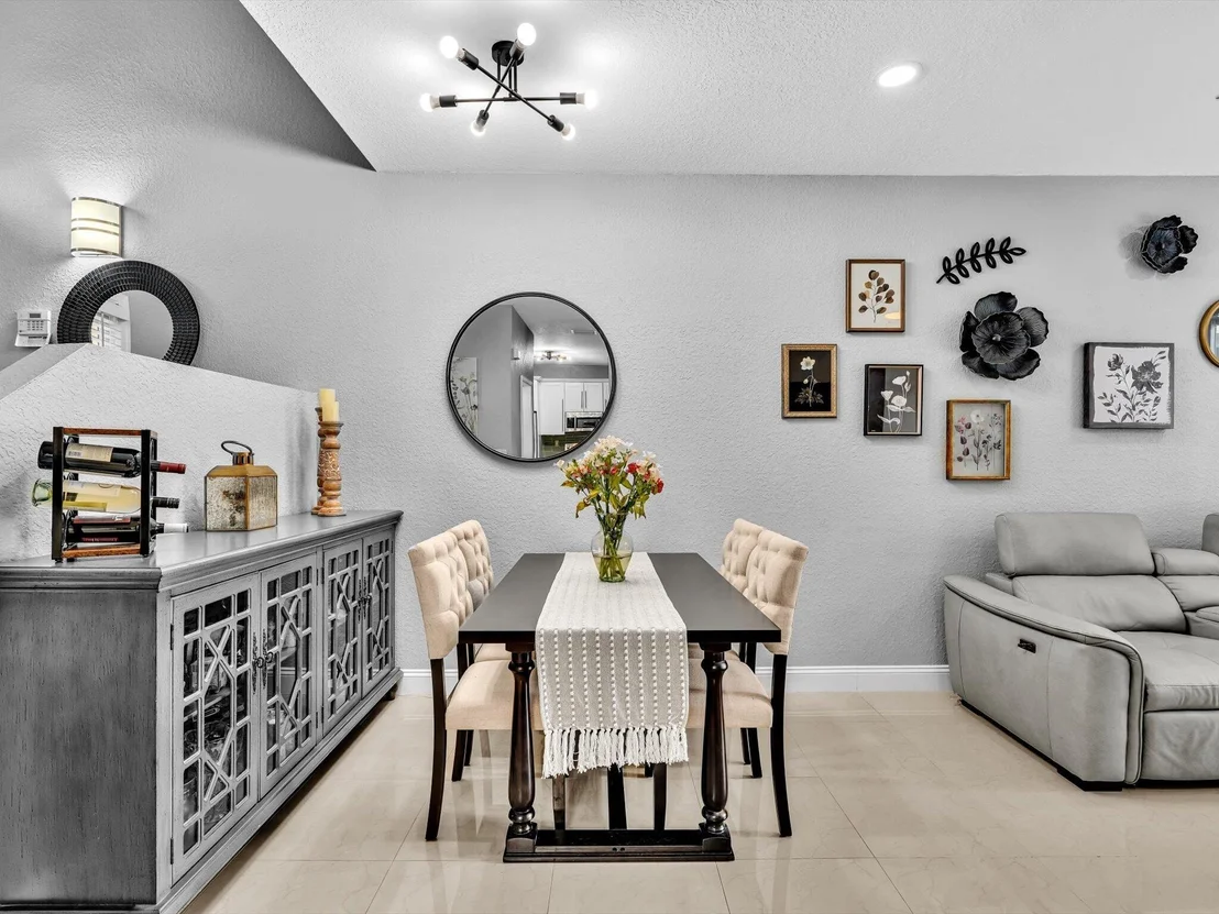 Photo of 5323 Eagle Cay Way