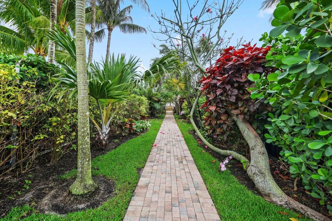 Photo of 122 Lighthouse Drive
