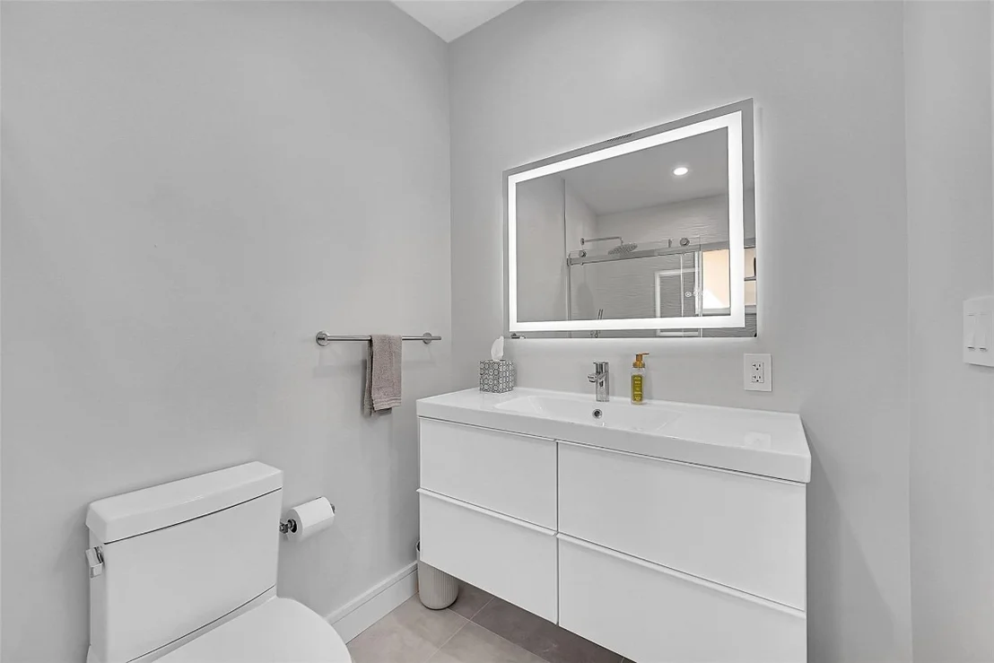 Photo of 441 SE 14th Avenue