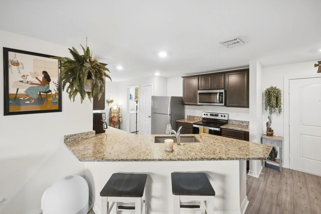 Photo of 5528 IMAGINATION Drive