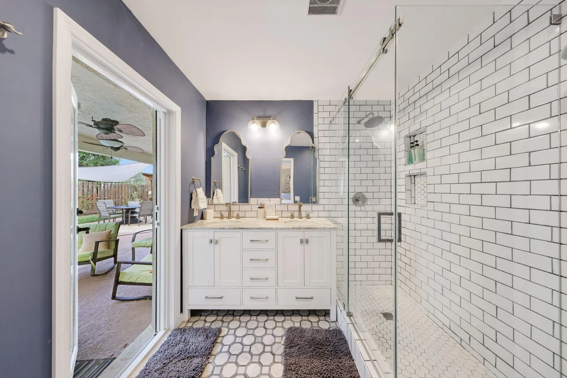 Photo of 513 Curlew Road