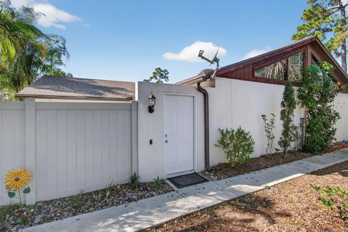 Photo of 1350 Periwinkle Place