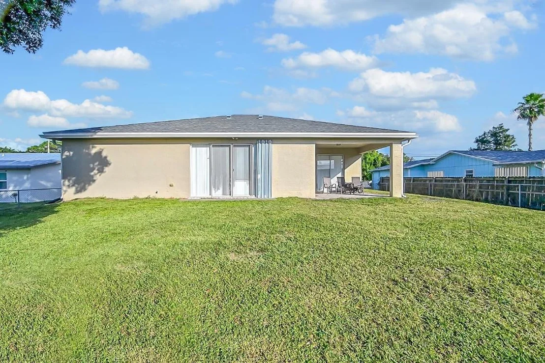 Photo of 5209 Seagrape Drive