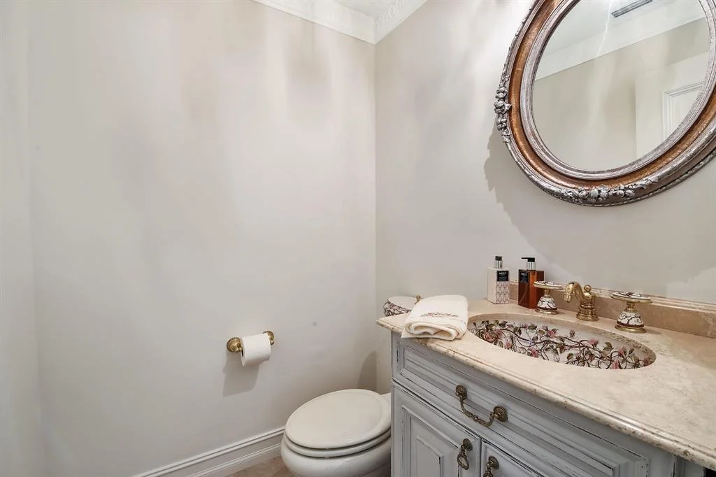 Photo of 4443 Pine Tree Drive