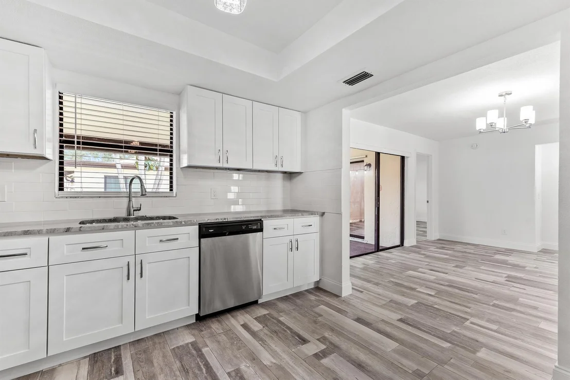 Photo of 6090 Ambertree Lane