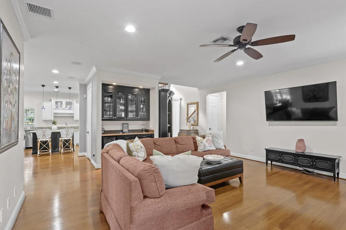 Photo of 400 Mangrove Point