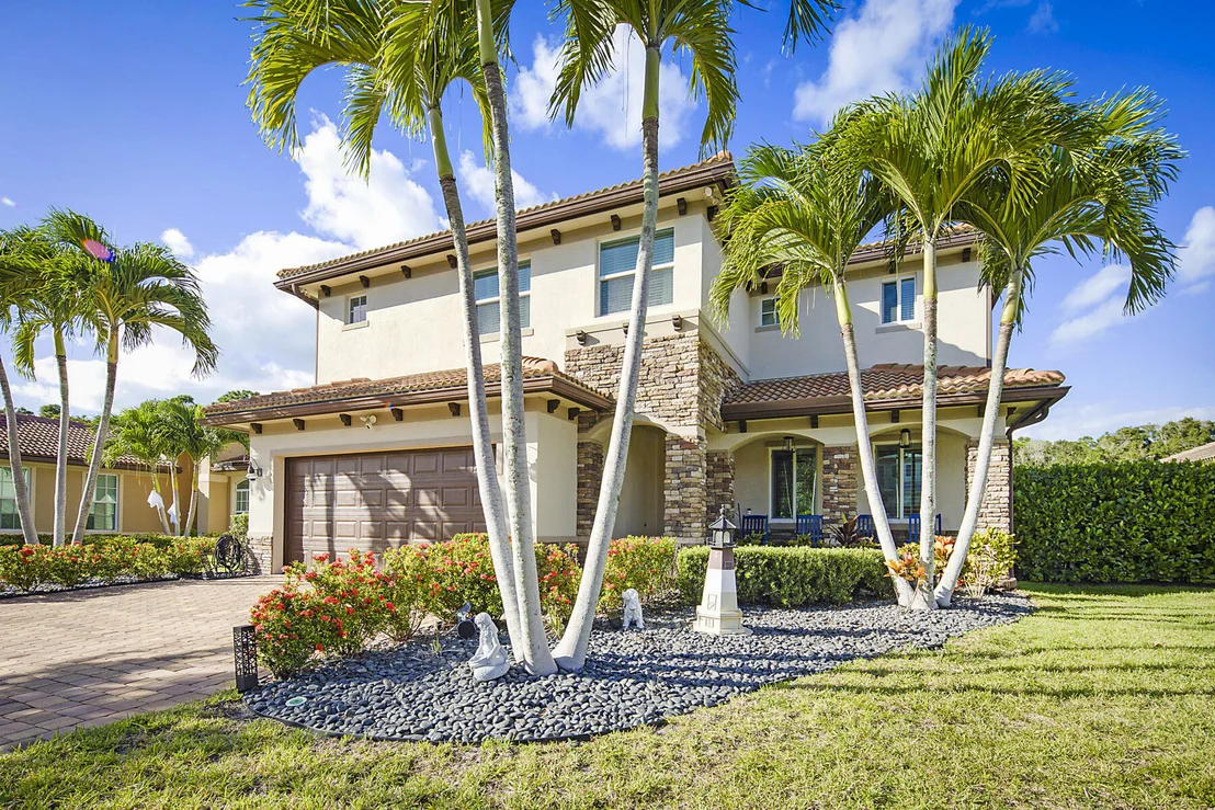Photo of 7131 Limestone Cay Road