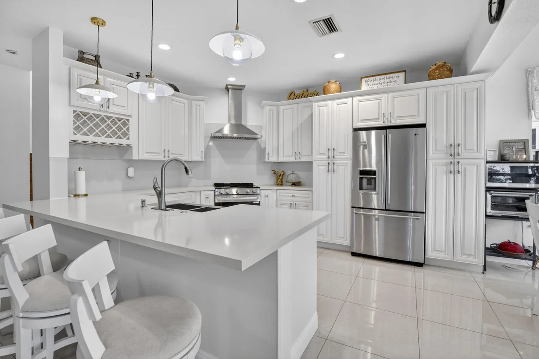 Photo of 711 Heritage Way