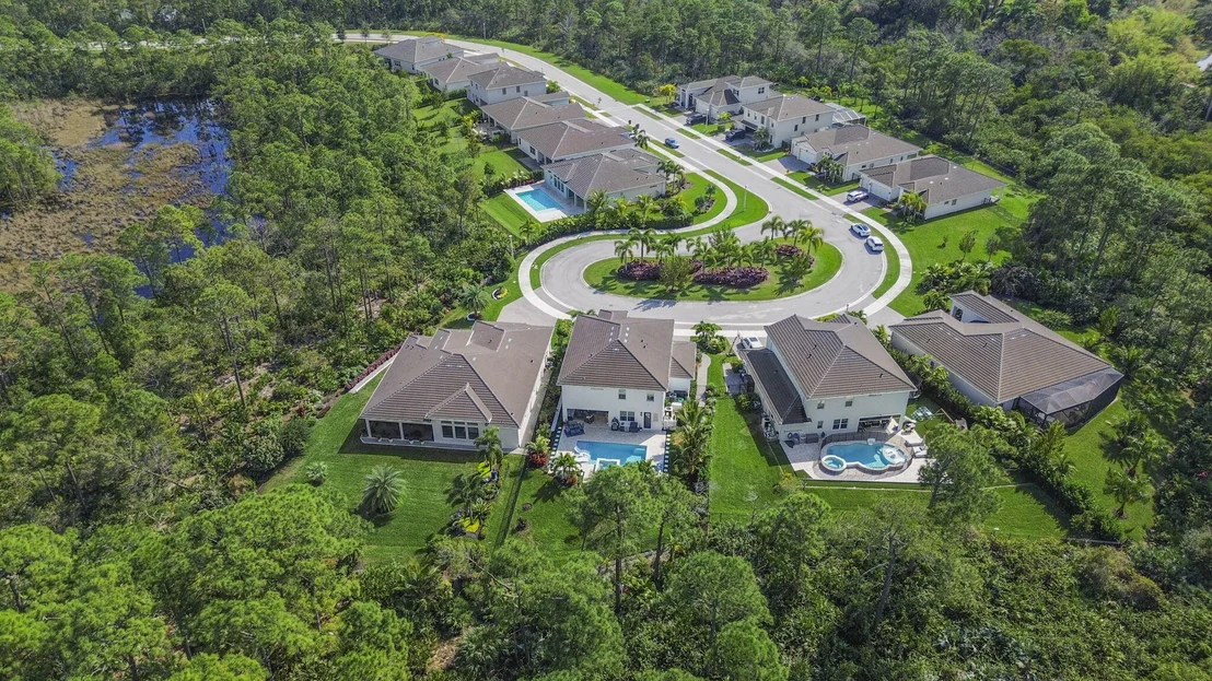 Photo of 708 SW Riverwatch Place
