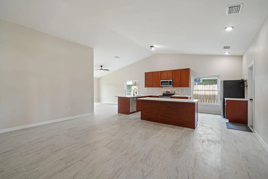 Photo of 1563 Dandelion Drive