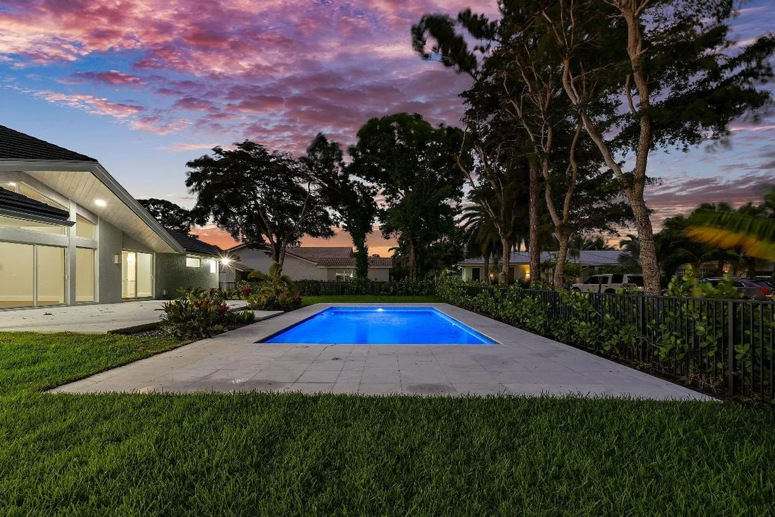 Photo of 4580 Oak Tree Court