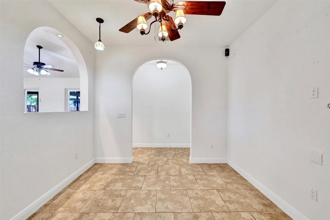 Photo of 49 SE 6th Street
