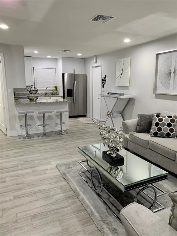 Photo of 3383 Kirk Road