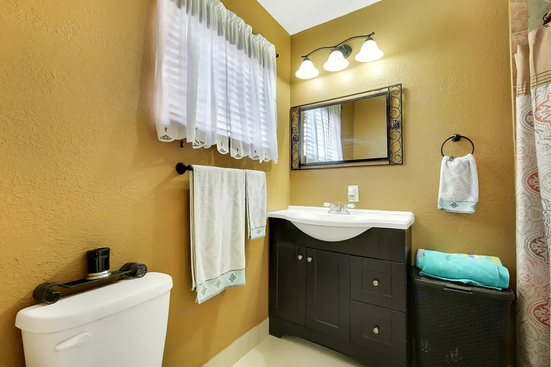 Photo of 2537 Cedarcrest Road