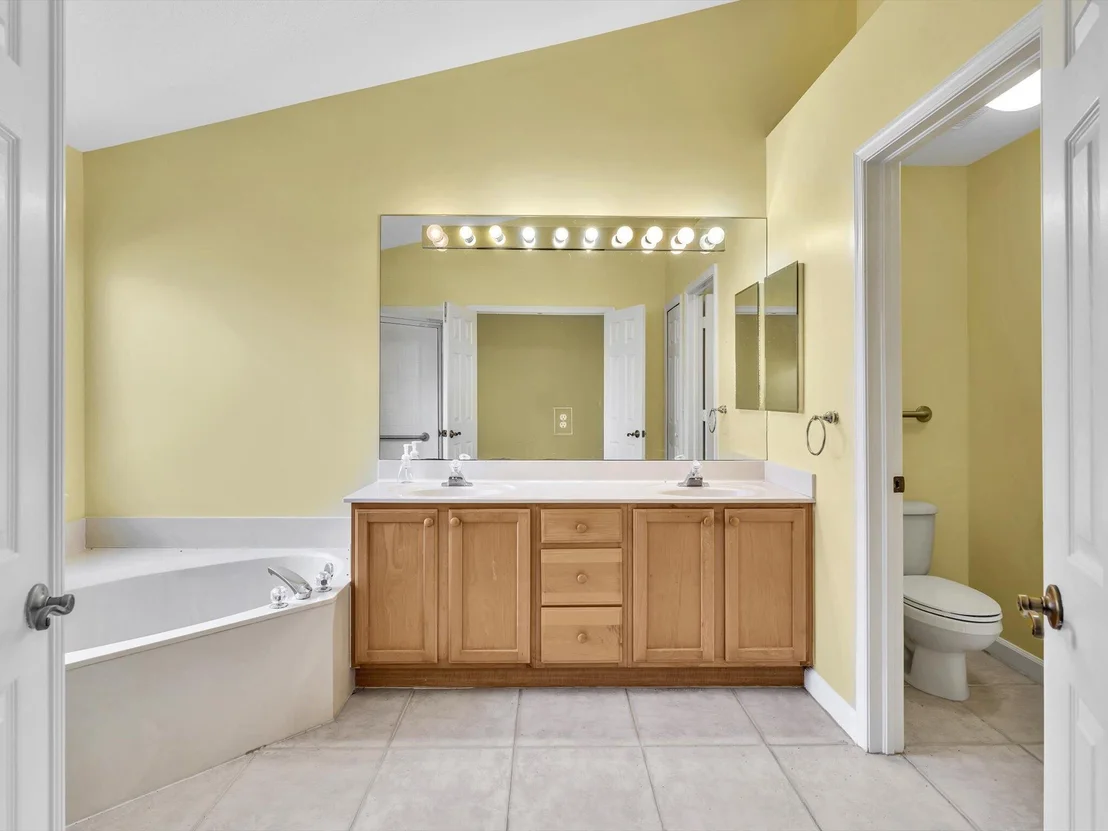 Photo of 8853 Georgetown Lane