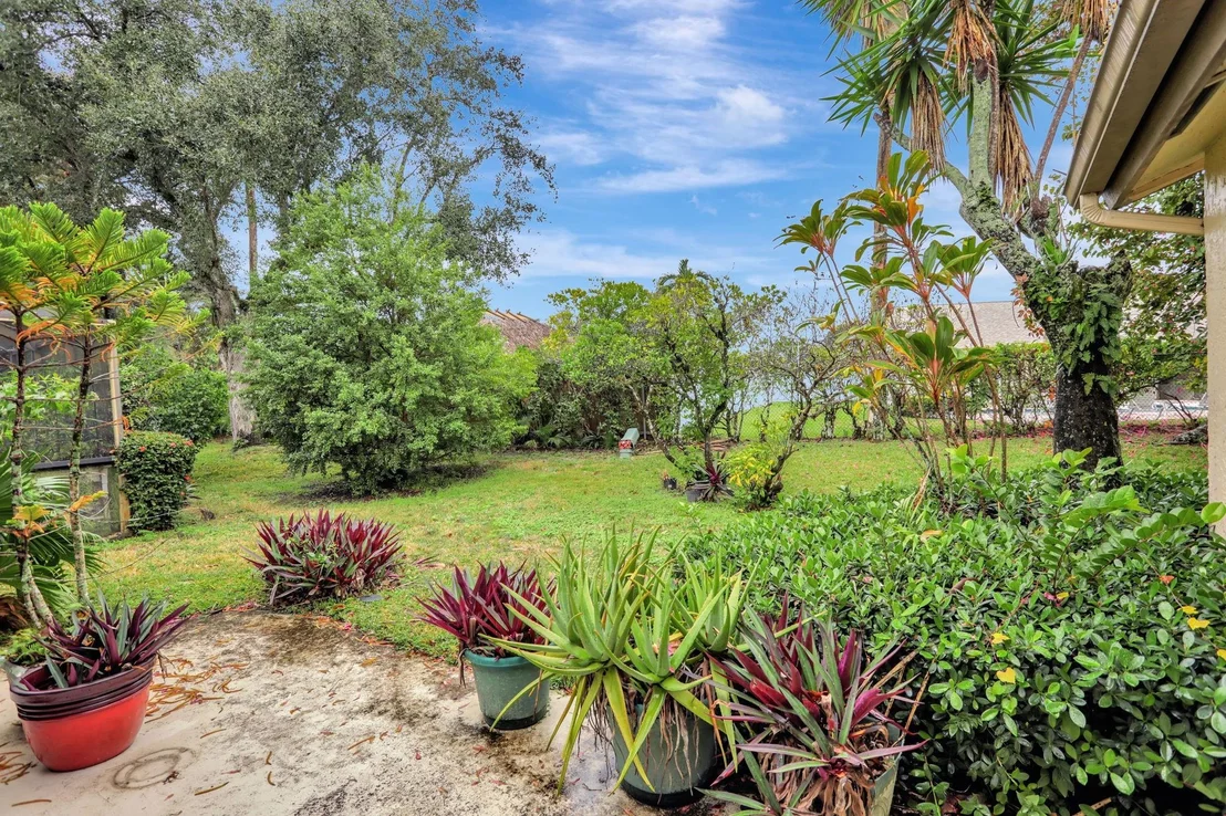 Photo of 2212 Seagrape Circle