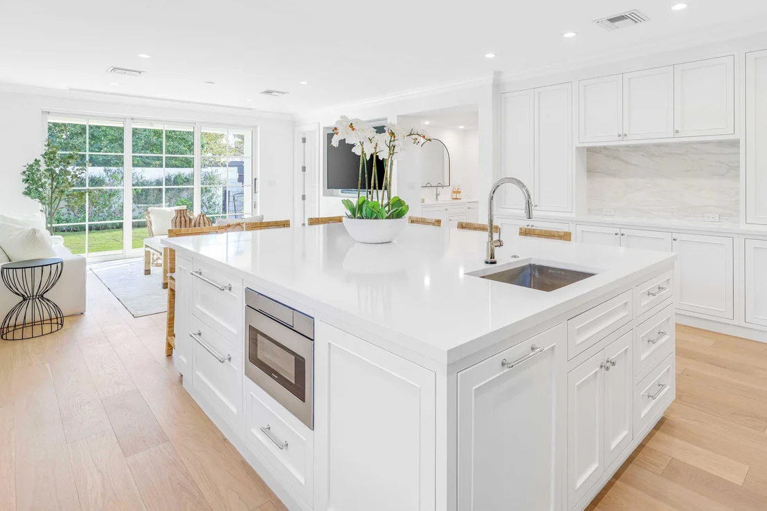 Photo of 220 Esplanade Way