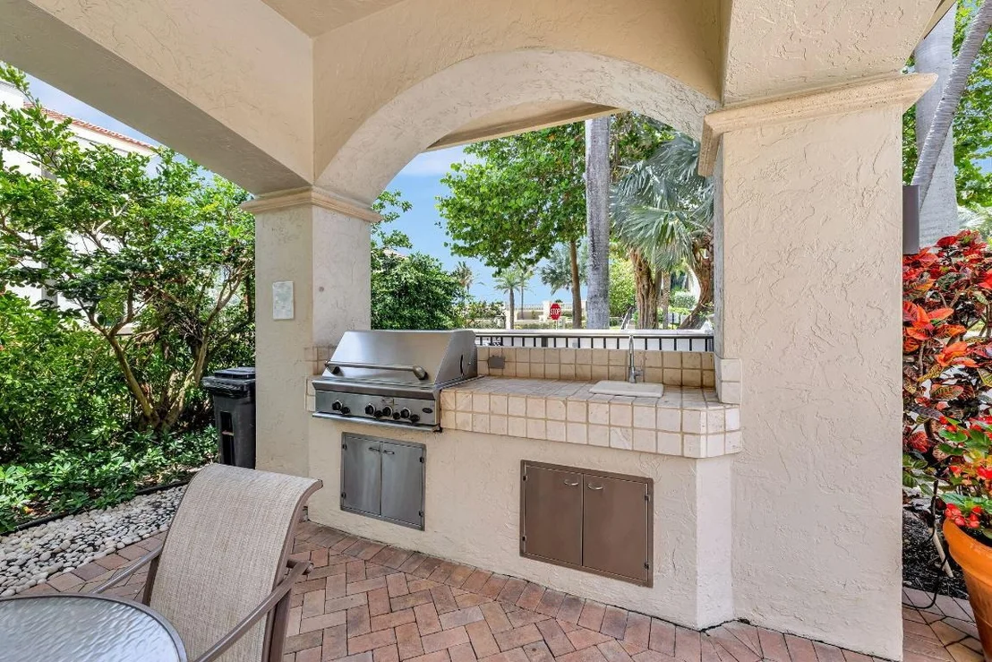 Photo of 3628 S Ocean Boulevard